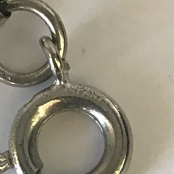 Germany made vintage chunky charm bracelet with clip on earrings. - Picture 10 of 10